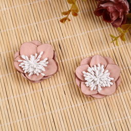 廠家直銷(xiāo)，布藝服裝輔料手工花飾品輔料精選